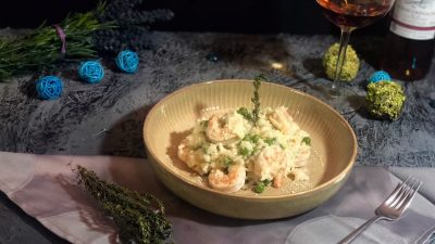 Ризотто с креветками и зеленым горошком