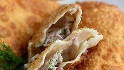 Чебуреки с говядиной по-домашнему