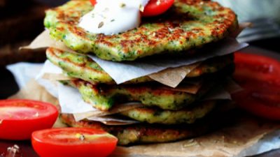 Оладьи из брокколи с мукой