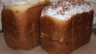 Дрожжевой пасхальный кулич с изюмом в хлебопечке