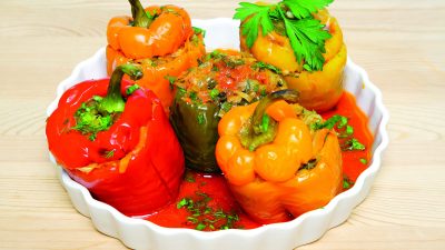 Перец фаршированный куриным филе с рисом в мультиварке