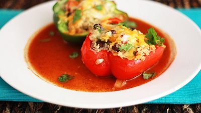 Перцы фаршированные фасолью и картофелем