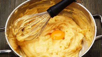 Заварное тесто для нежных профитролей