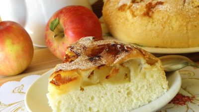 Классическая Шарлотка с корицей в мультиварке