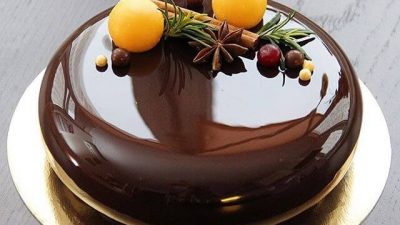 Зеркальная глазурь на сливках для торта
