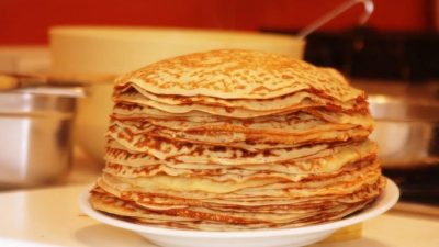 Ванильные блинчики на минералке