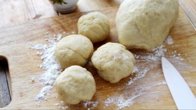 Тесто для выпечки на сметане и маргарине