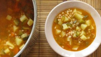 Рассольник без мяса с чечевицей