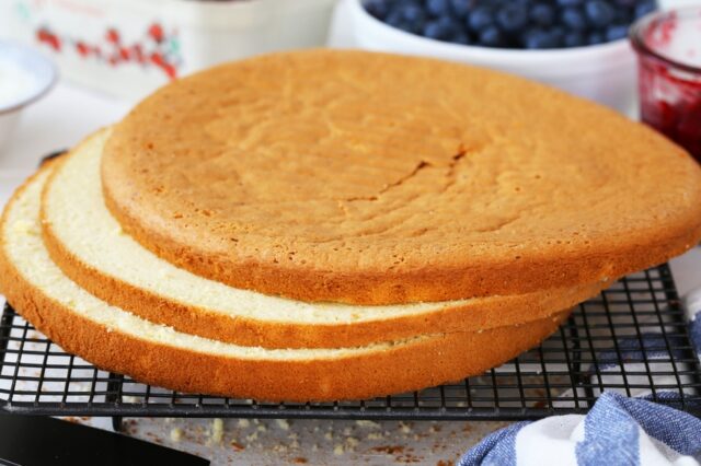 Классические бисквитные ванильные коржи для торта