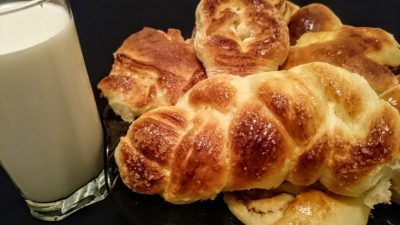 Пышное тесто с коньяком для выпечки