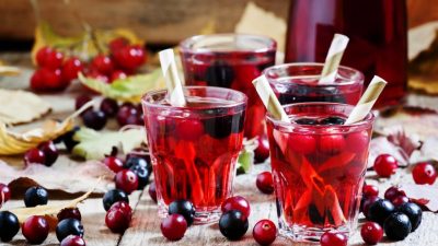 Компот из клюквенной заморозки