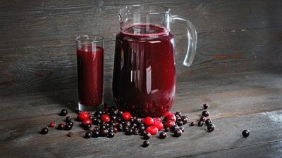 Клюквенный компот с любой смородиной