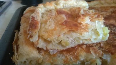 Классический курник из готового слоеного теста