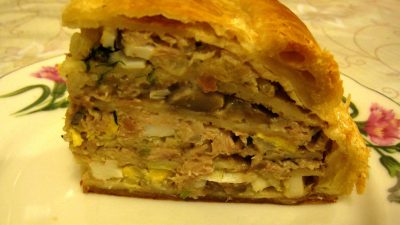 Курник с тушеной капустой в мультиварке