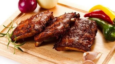 Маринованные свиные ребрышки в рукаве