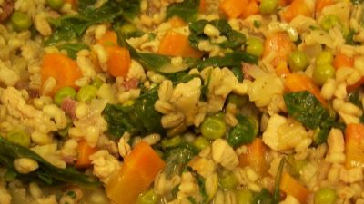 Вегетарианский плов с тыквой, помидорами и перцем