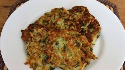 Кабачковые оладьи с орегано