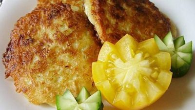 Кабачковые оладьи со свиным фаршем