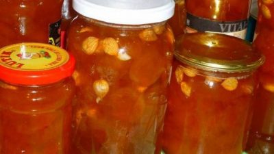 Варенье из цельных абрикосов с ядрами
