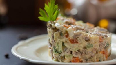 Салат «Русич» с куриным филе