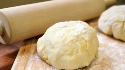 Бездрожжевое тесто на майонезе для пиццы