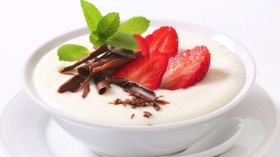 Классическая манная каша в мультиварке на завтрак