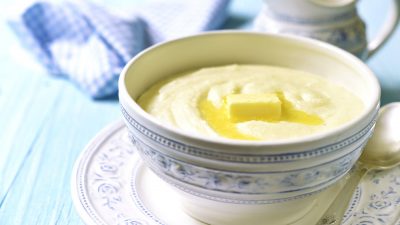 Манная каша из сухого молока в мультиварке