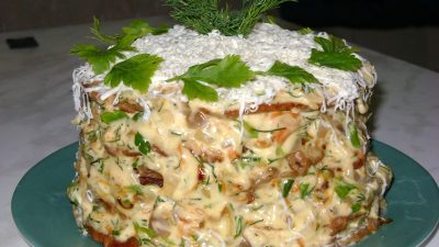 Печеночный торт с начинкой из шампиньонов