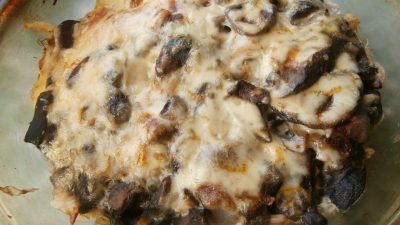 Запеканка из говяжьей печени с шампиньонами