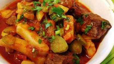 Азу из говядины с брюссельской капустой