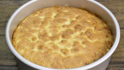 Простое тесто для классической шарлотки