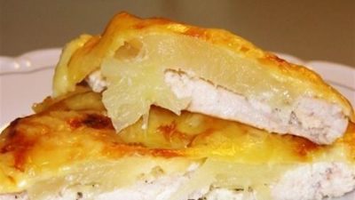Запеченная курица с ананасами и сыром в духовке