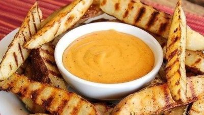 Дымчатый соус из пива с сыром