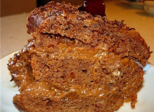 Торт «Муравейник» из печенья и сгущёнки: рецепт без выпечки - Лайфхакер