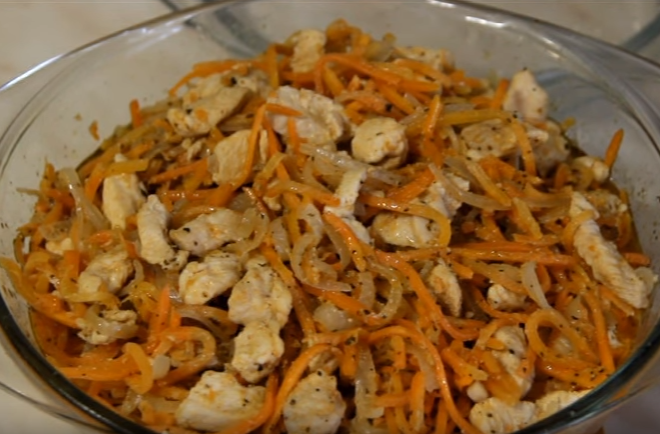 10 рецептов вкусного салата с корейской морковью и курицей