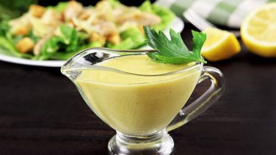 Домашний соус для салата «Цезарь» с анчоусами