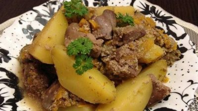 Куриная печень с картошкой и болгарским перцем в мультиварке