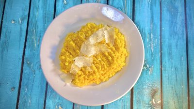 Ризотто по‑милански с шафраном и сыром пармезан