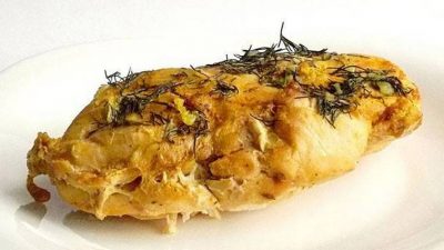 Куриная грудка в медовом маринаде с прованскими травами
