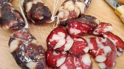 Свино-говяжий суджук с коньяком