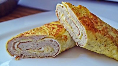 Бризоль из курицы со сметаной в духовке
