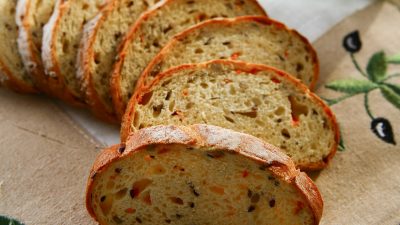 Итальянский хлеб на закваске в духовке