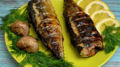 Маринованная скумбрия в лимонном соке со специями