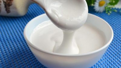 Глазурь для кулича с желатином и лимонным соком