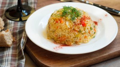 Рисовая каша с болгарским перцем в мультиварке