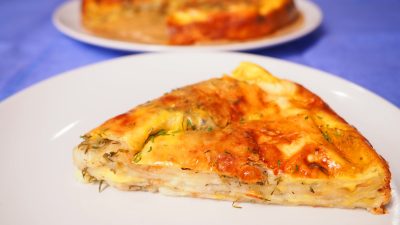 Сырный пирог из лаваша с зеленью в духовке