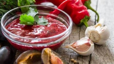 Грузинский соус ткемали с мятой