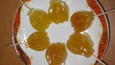 Апельсиновые карамельки на палочке