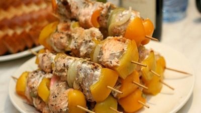 Аппетитный шашлык из осетра