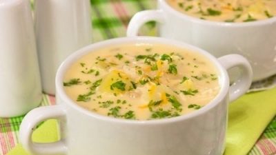 Ароматный суп с сыром и курицей